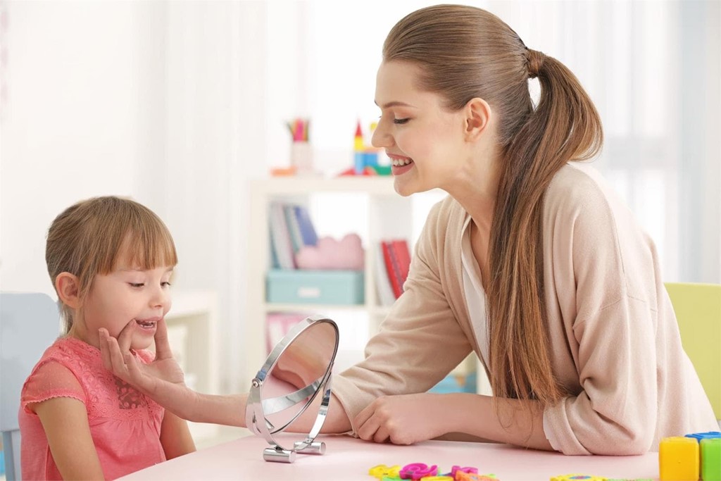 ¿Su hijo/a tiene dificultades para pronunciar la R?
