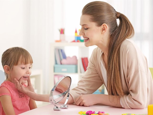 ¿Su hijo/a tiene dificultades para pronunciar la R?